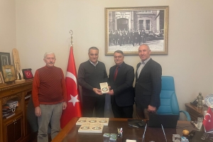 Sivil Toplumla İlişkiler İl Müdürü Bayram Ali Çakıroğlu'nu ziyaret ederek, 27 Şubat Dünya STK'lılar Günü'nü kutladık.