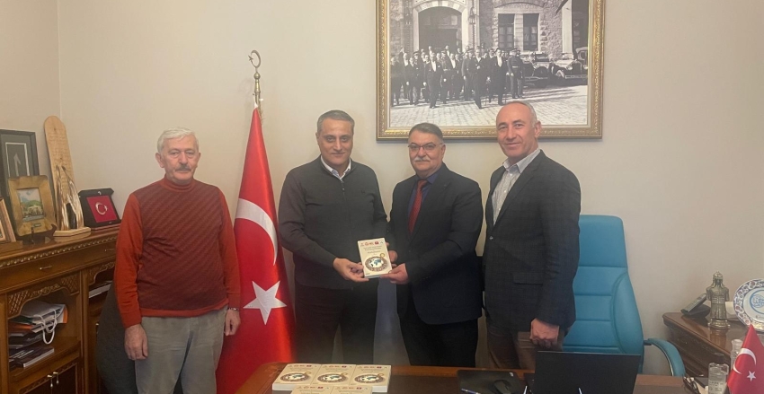 Sivil Toplumla İlişkiler İl Müdürü Bayram Ali Çakıroğlu'nu ziyaret ederek, 27 Şubat Dünya STK'lılar Günü'nü kutladık