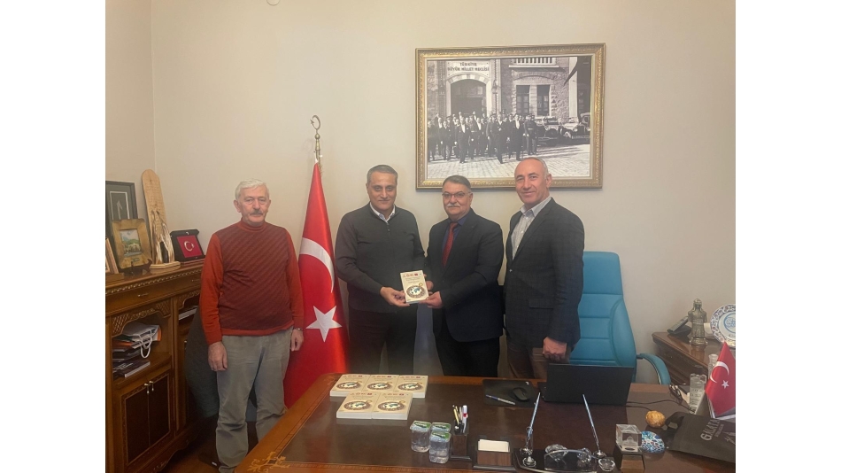Sivil Toplumla İlişkiler İl Müdürü Bayram Ali Çakıroğlu'nu ziyaret ederek, 27 Şubat Dünya STK'lılar Günü'nü kutladık.